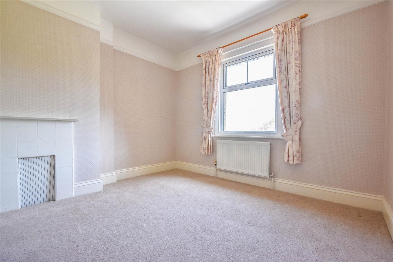 The Knapp, Dursley