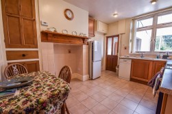 The Knapp, Dursley