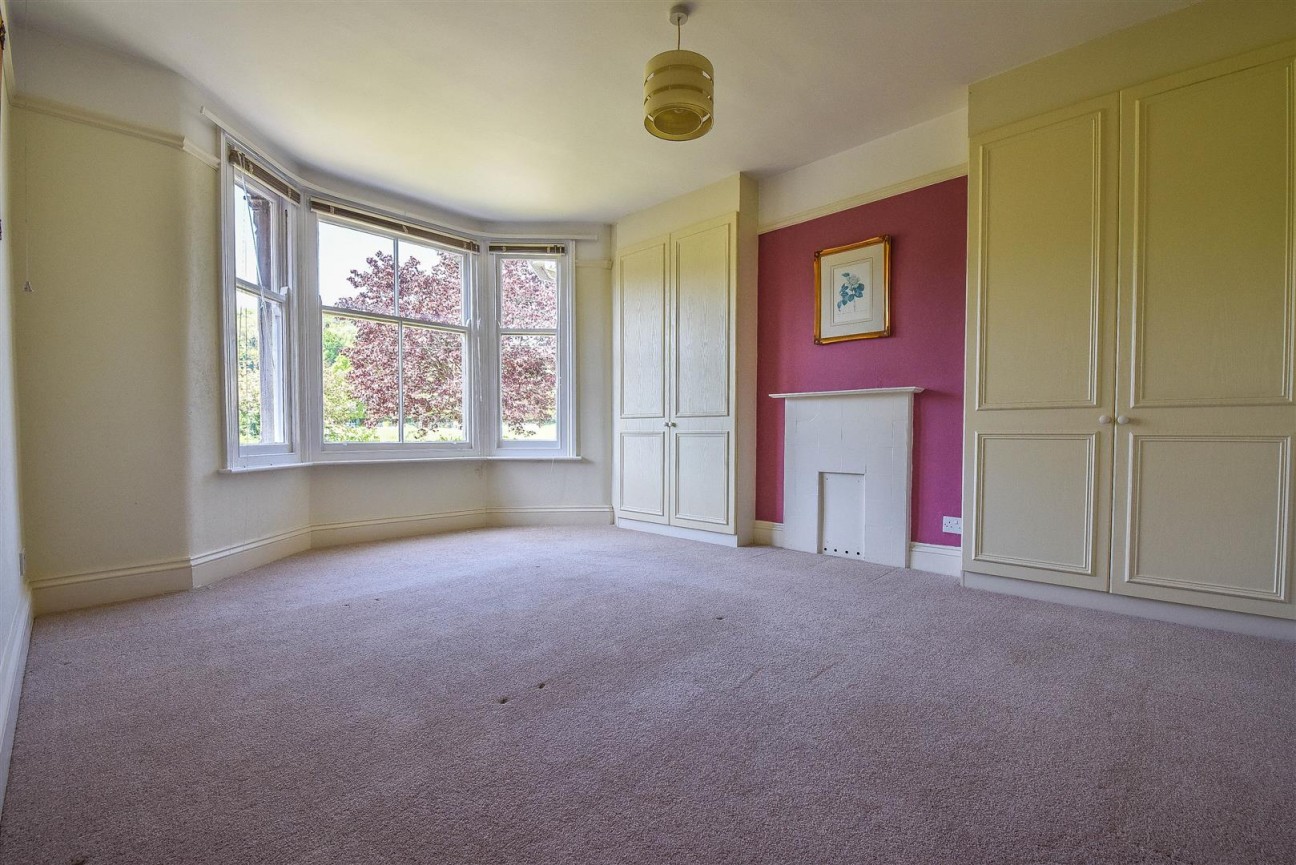 The Knapp, Dursley