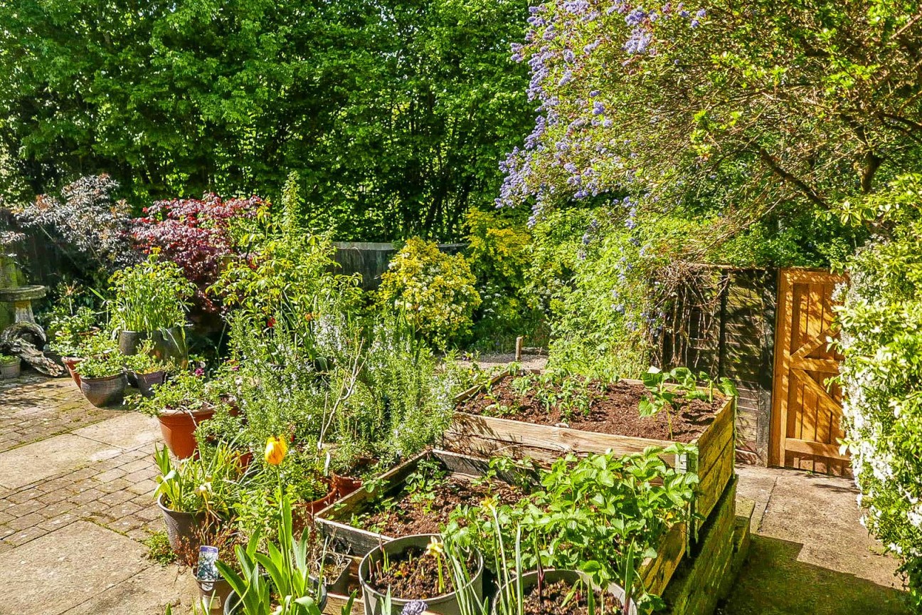 Maple Close, Dursley