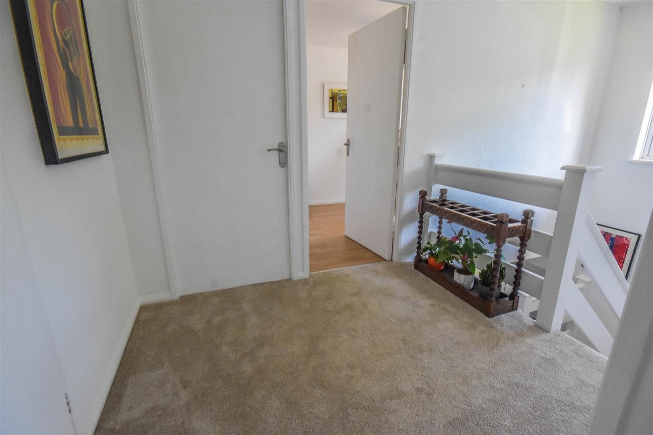 Maple Close, Dursley