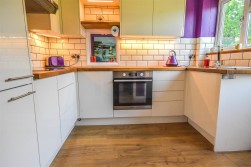 Maple Close, Dursley