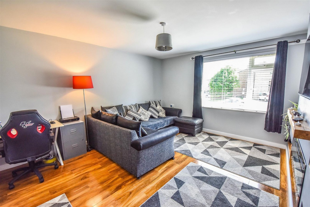 Maple Close, Dursley
