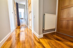 Maple Close, Dursley
