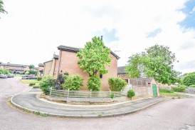 St. Bartholomews Close, Cam, Dursley