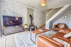 St. Bartholomews Close, Cam, Dursley