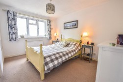 St. Bartholomews Close, Cam, Dursley