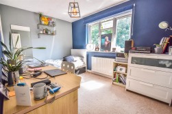 St. Bartholomews Close, Cam, Dursley