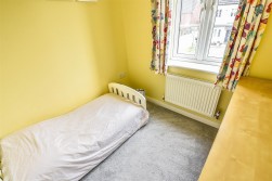 Castle Stream Court, Dursley