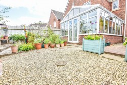 Castle Stream Court, Dursley