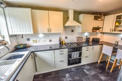 Castle Stream Court, Dursley