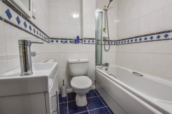 Castle Stream Court, Dursley