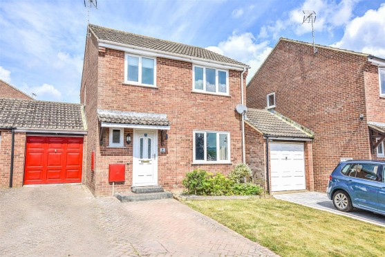 Beyon Drive, Cam, Dursley