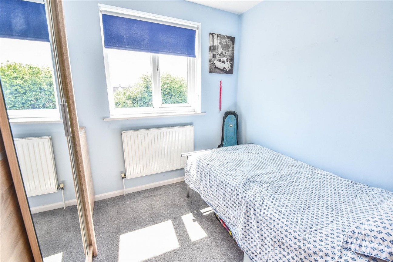 Beyon Drive, Cam, Dursley