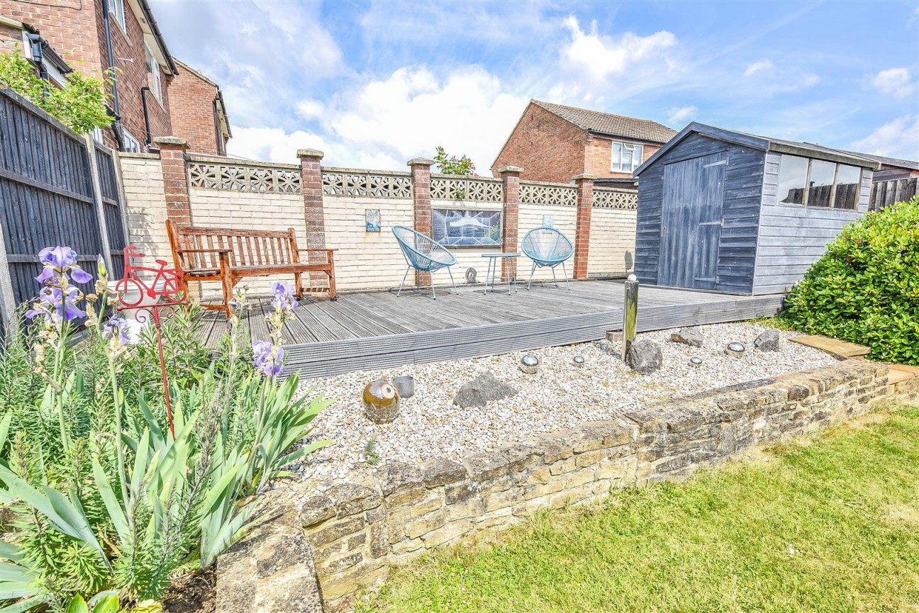 Beyon Drive, Cam, Dursley