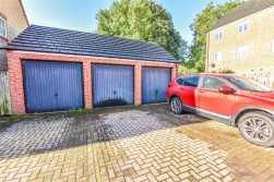 Harrolds Close, Dursley