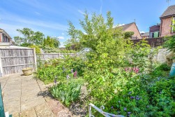 Nasse Court, Cam, Dursley