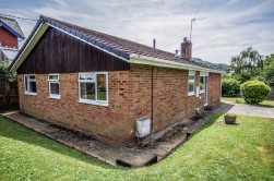 Hopton Road, Cam, Dursley
