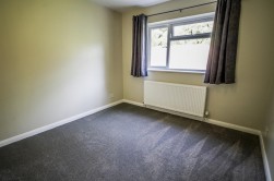 Hopton Road, Cam, Dursley