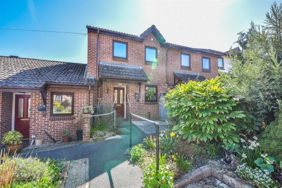 Champions Court, Dursley