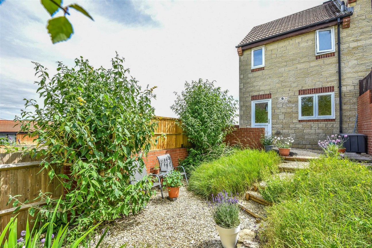 Weavers Close, Dursley