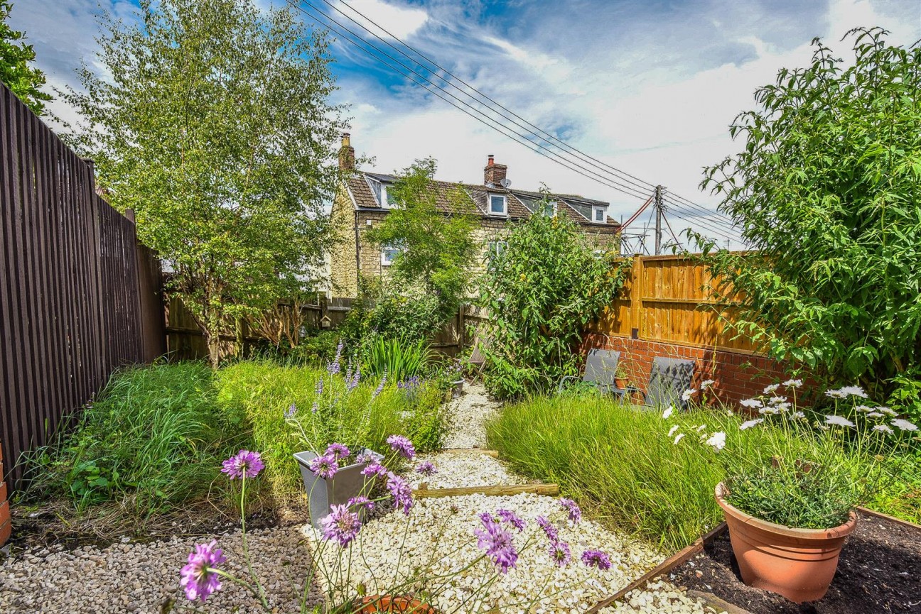 Weavers Close, Dursley