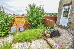 Weavers Close, Dursley