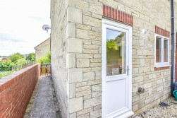 Weavers Close, Dursley