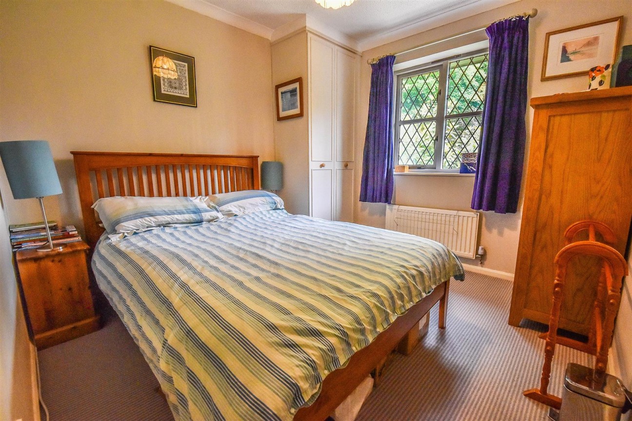 Lambsdowne, Dursley