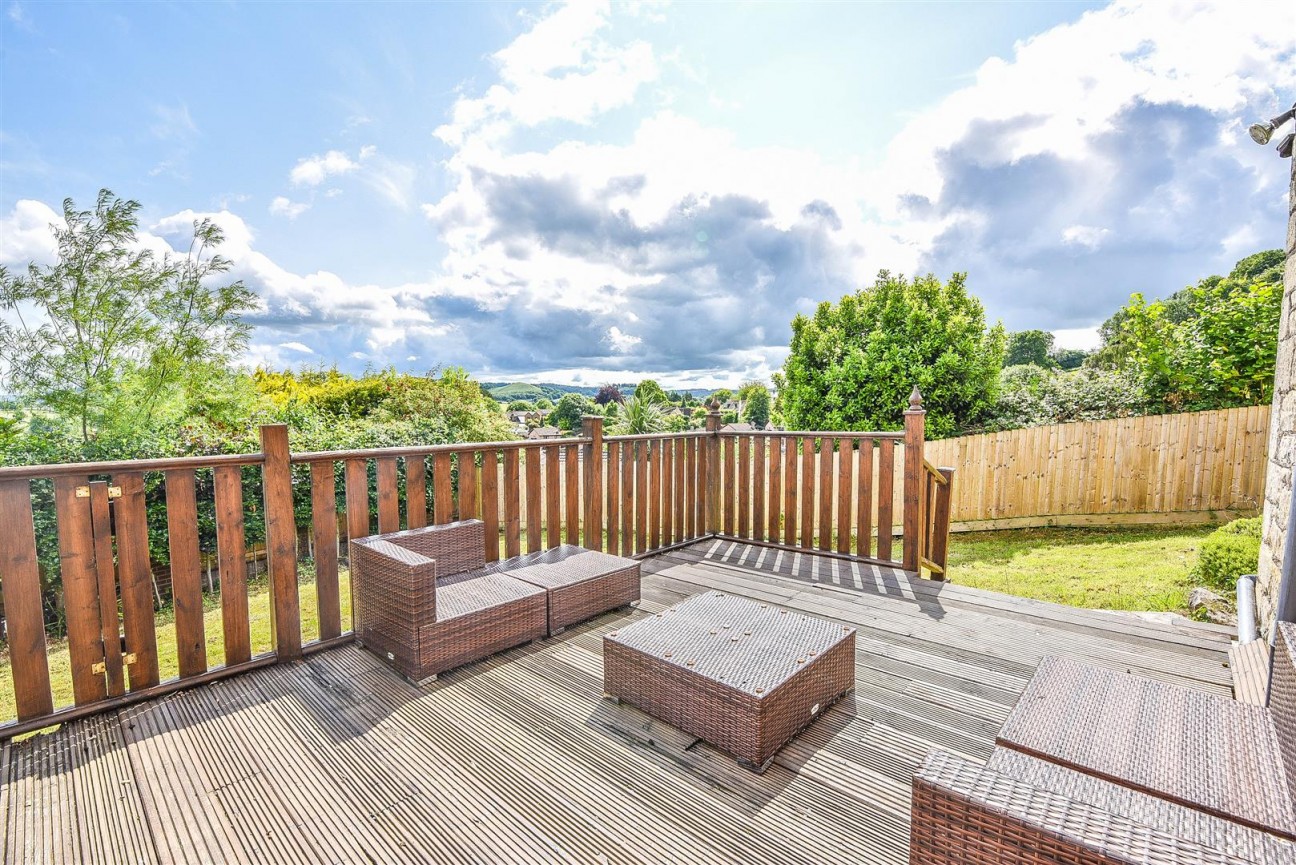 Dursley Road, Dursley
