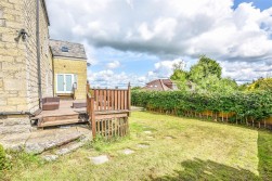 Dursley Road, Dursley