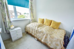 Tilsdown Close, Dursley