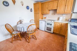 Chapel Street, Cam, Dursley
