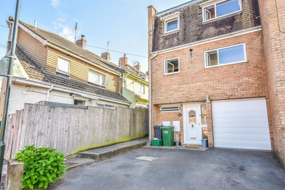 Upper Poole Road, Dursley