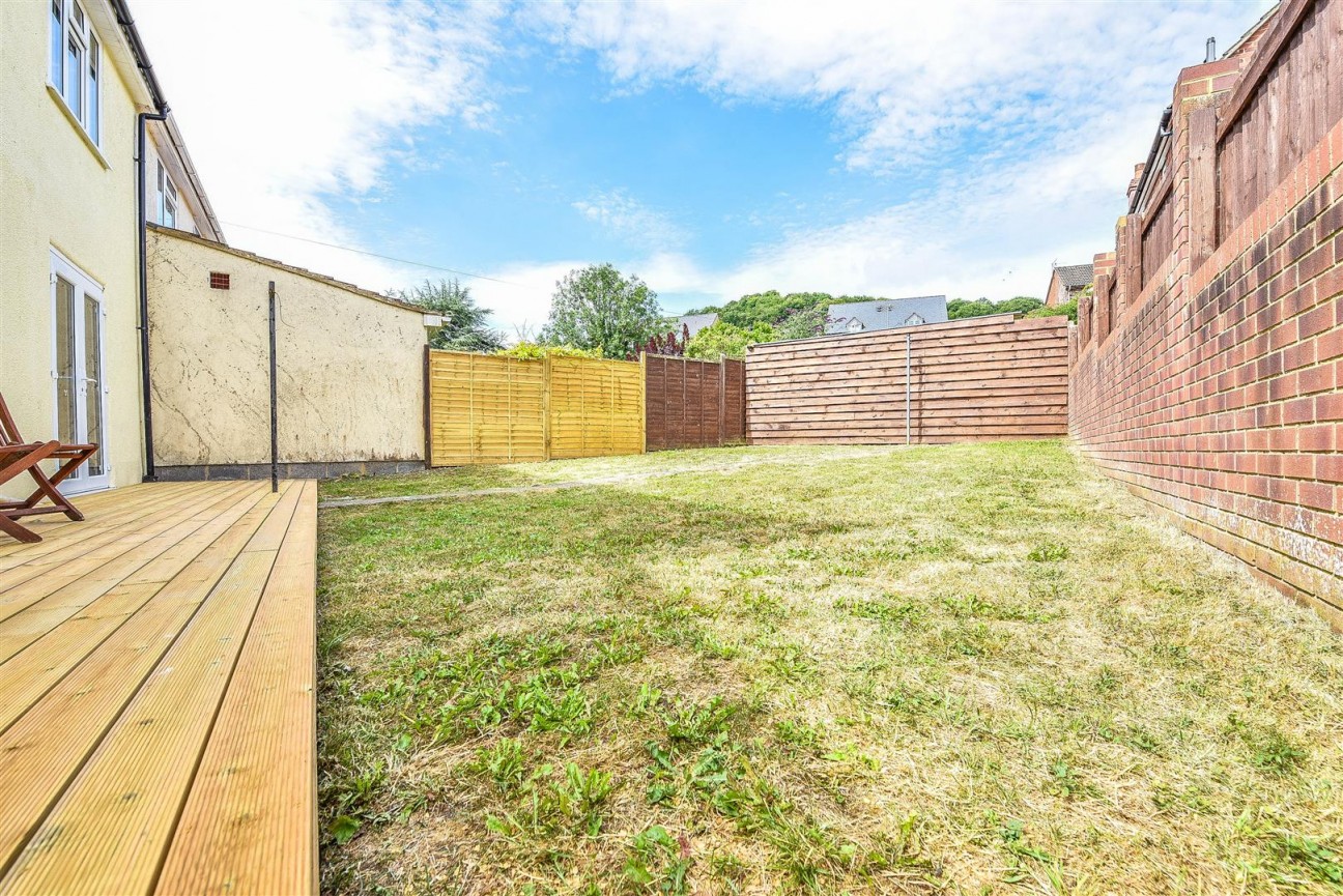 Rosebery Road, Dursley