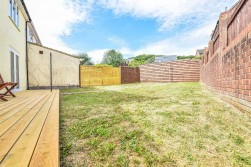 Rosebery Road, Dursley