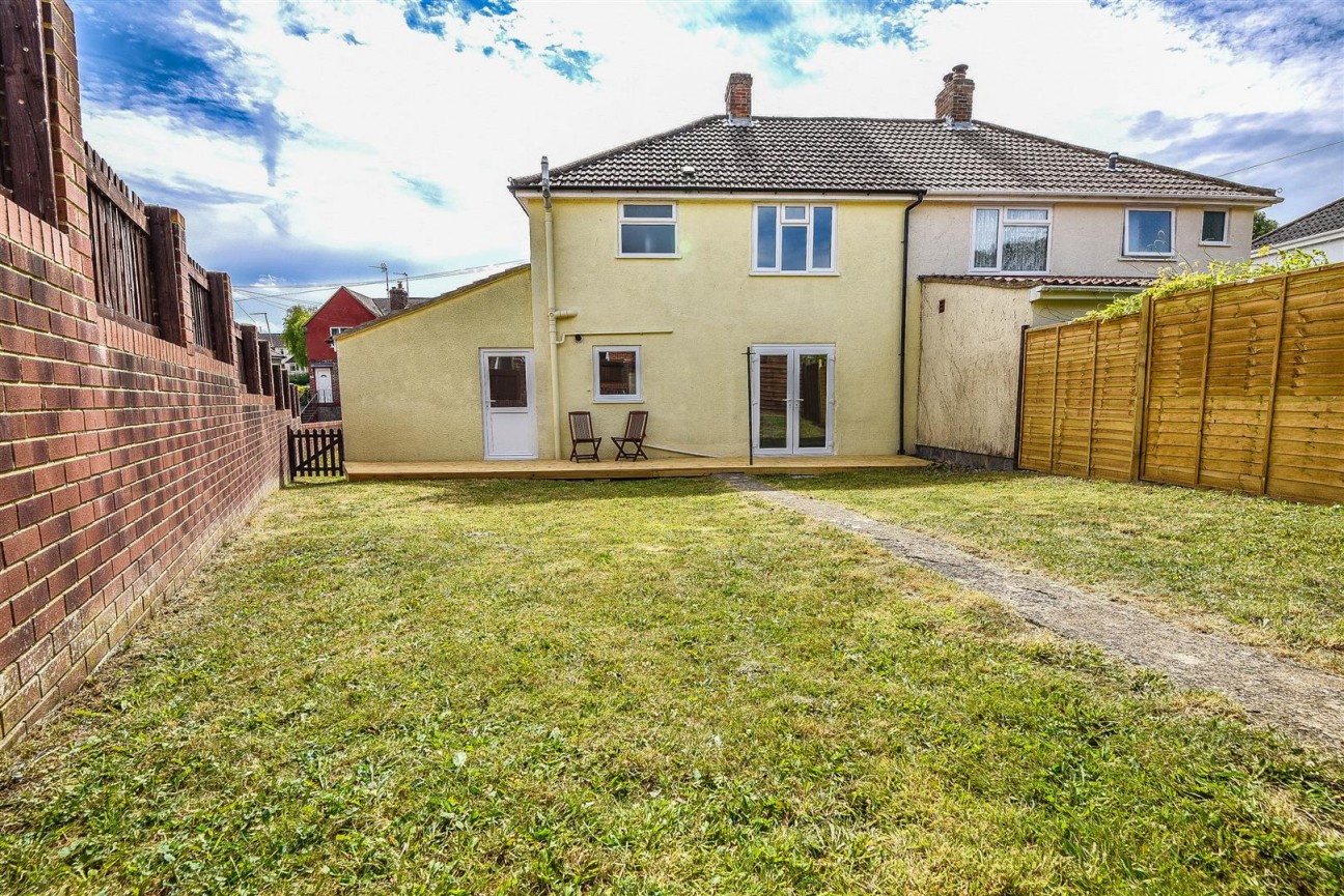 Rosebery Road, Dursley