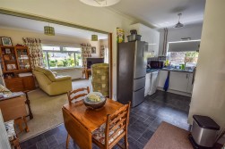 Morris Orchard, Cam, Dursley