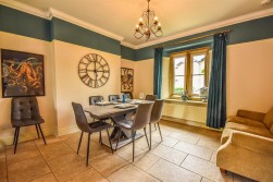 Haresfield, Stonehouse