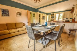 Haresfield, Stonehouse