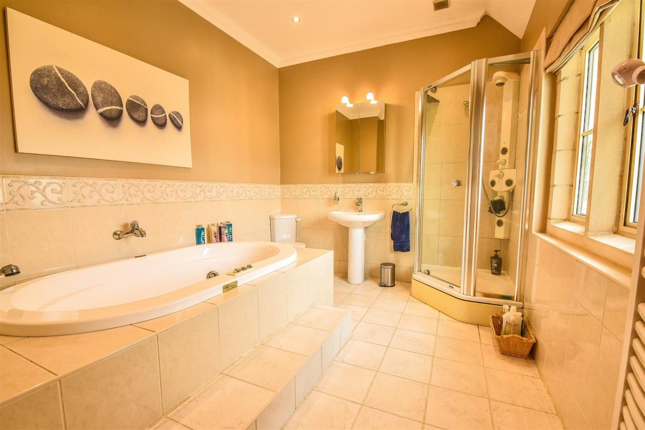 Haresfield, Stonehouse