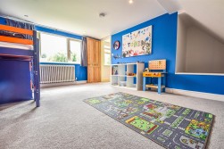 Haresfield, Stonehouse