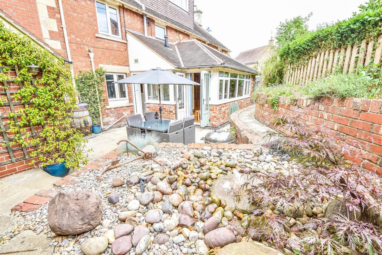 Haresfield, Stonehouse