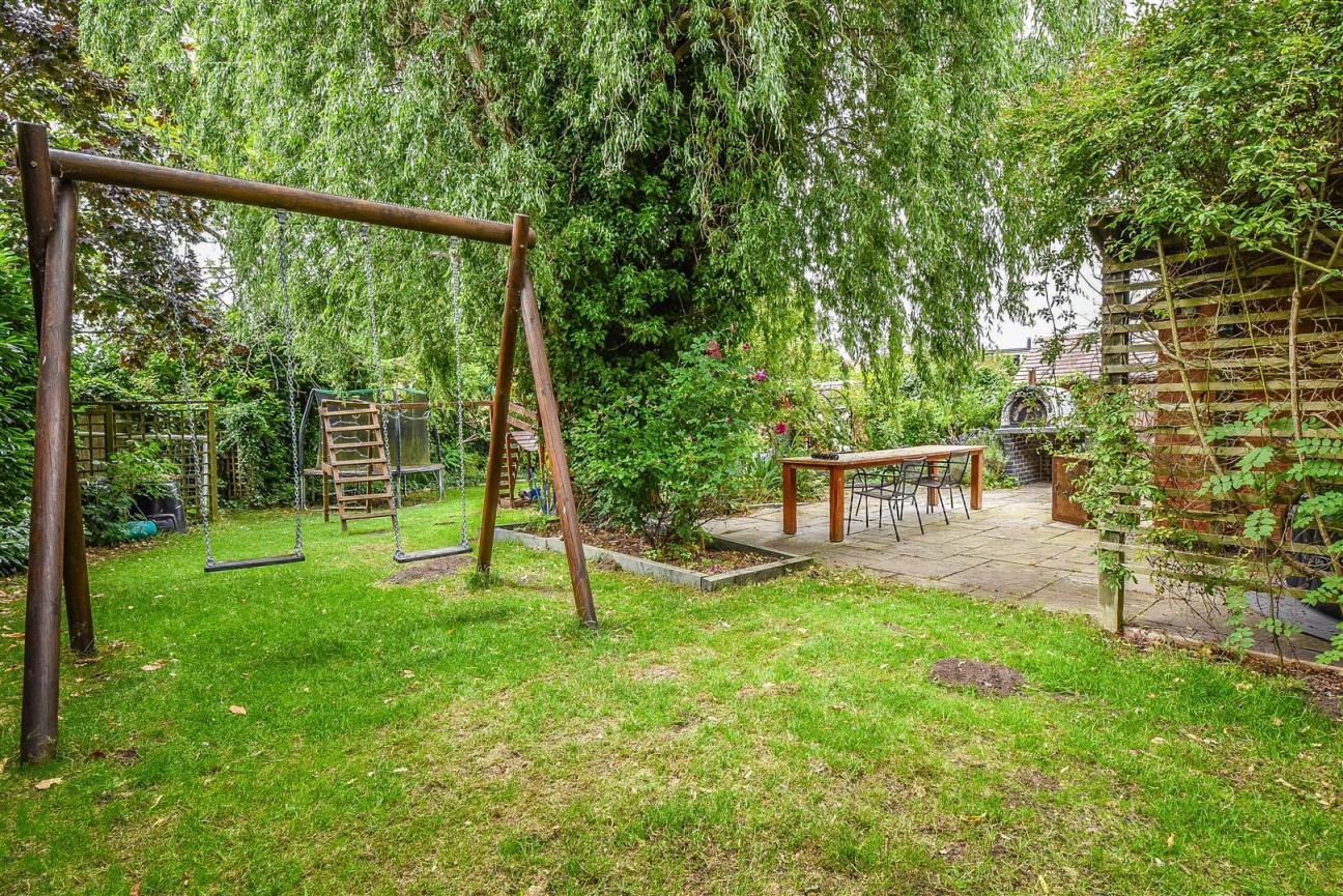 Haresfield, Stonehouse