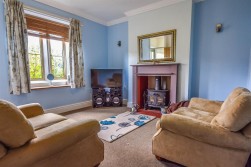 Haresfield, Stonehouse