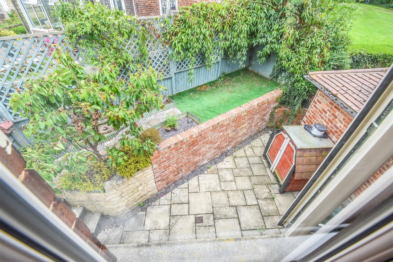 Haresfield, Stonehouse