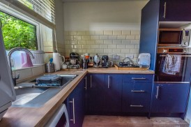 Hopton Road, Cam, Dursley