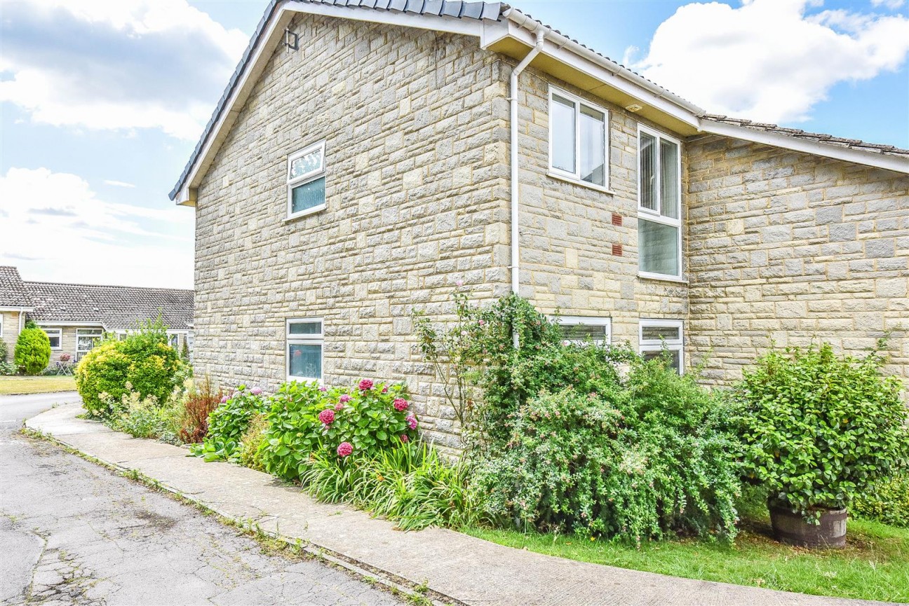 Hopton Road, Cam, Dursley