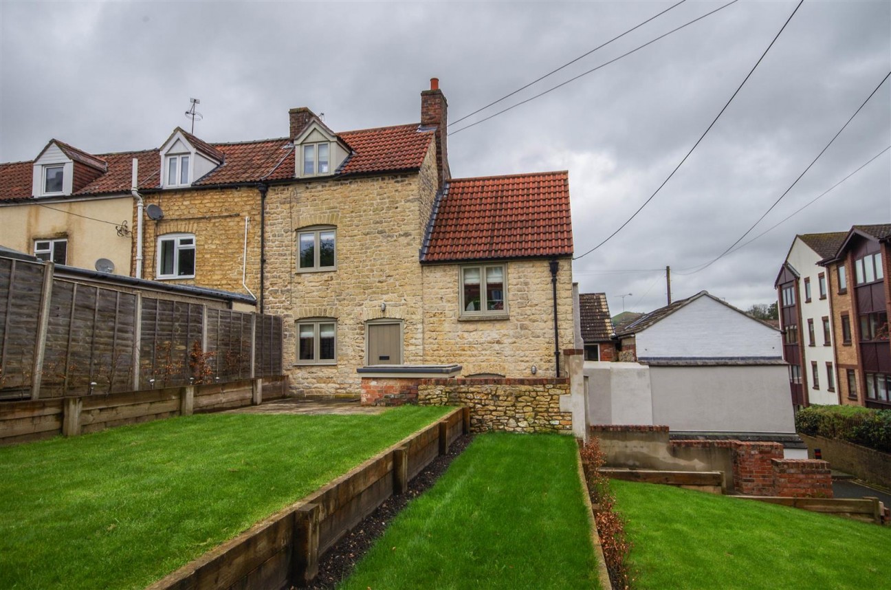 Boulton Lane, Dursley