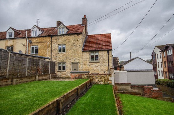 Boulton Lane, Dursley